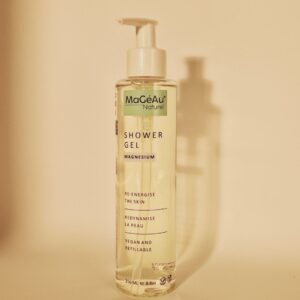 MaGeAu-Naturel-Shower-Gel-reduced-2.jpg